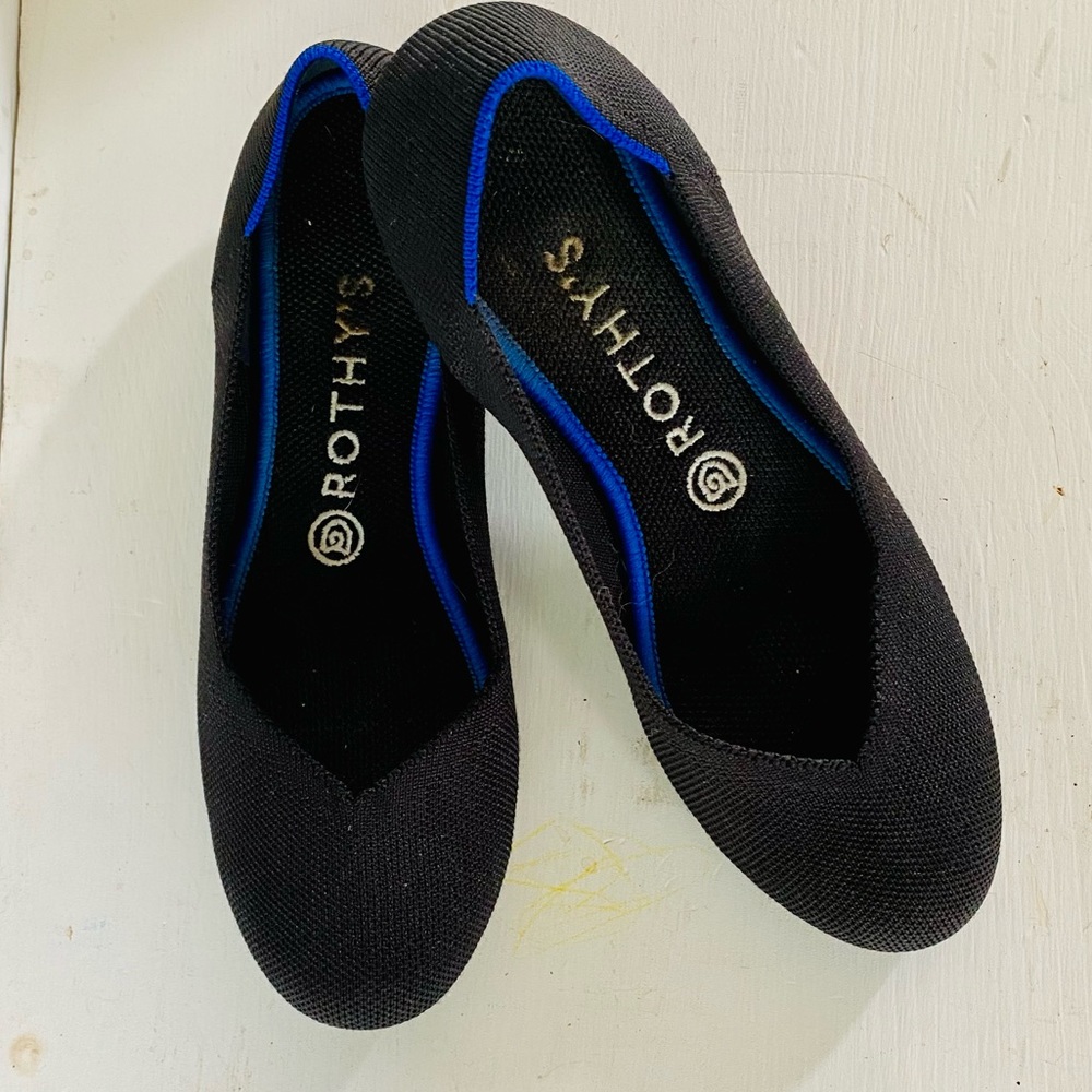 Rothy’s “the flat” size 8.5 black